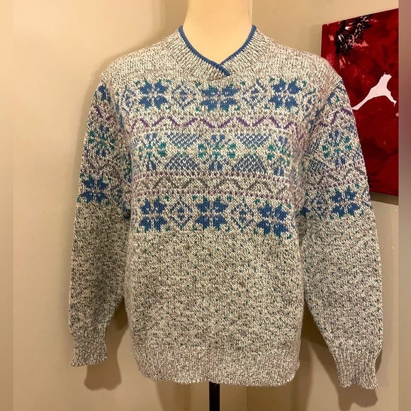 Vintage LL Bean Nordic Fair Isle Sweater Wool Blend Gray Green, size Med - Picture 1 of 5